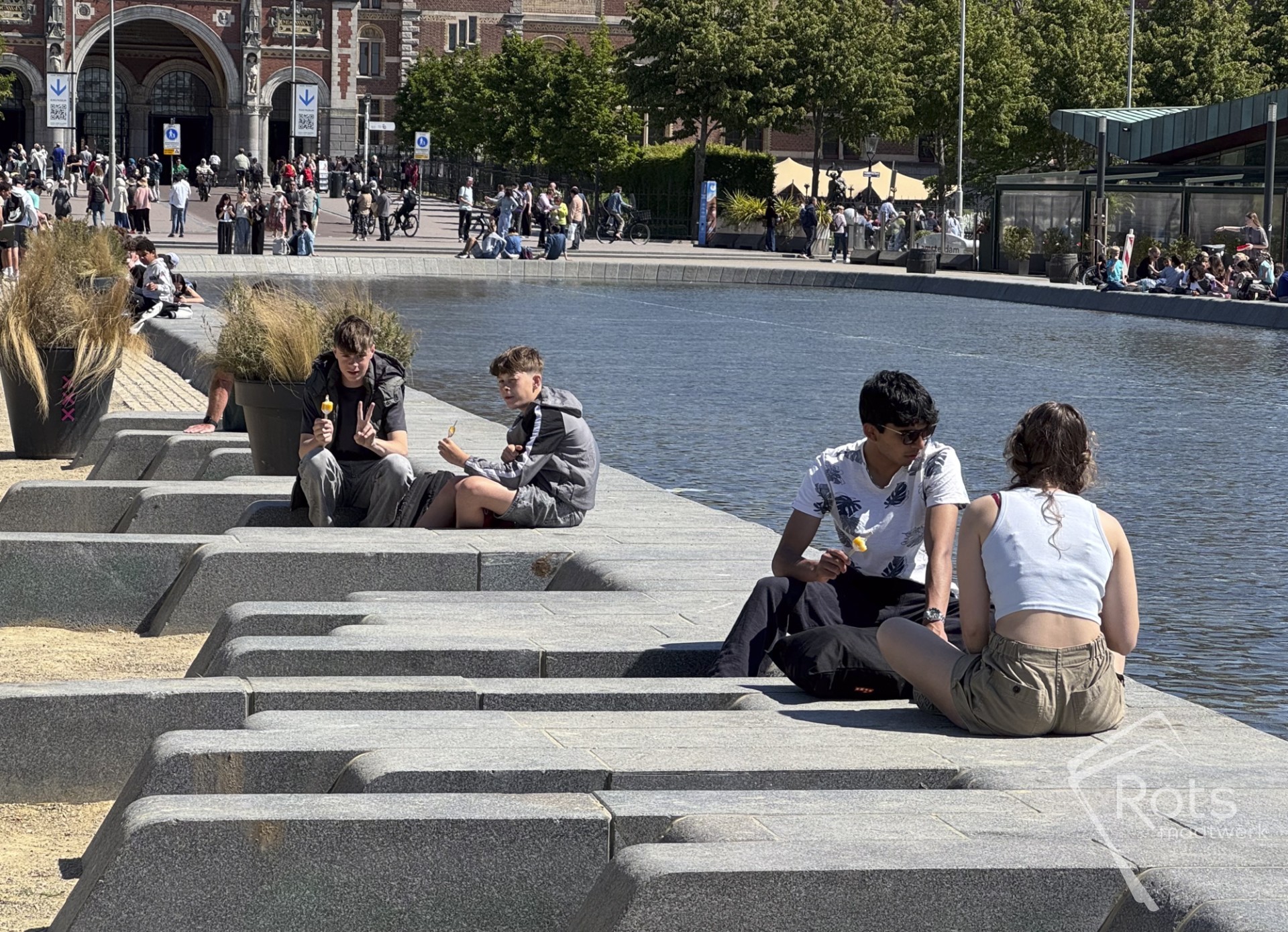 Museumplein Amsterdam fontein waterspiegel renovatie fonteinen gemeente aannamer rots -Ben ter Mull (1) -